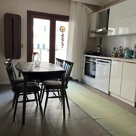 Διαμέρισμα Luxury 7 Min Walking To Metrobus